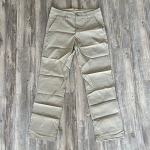 Eddie Bauer trail pants 32x32 in khaki